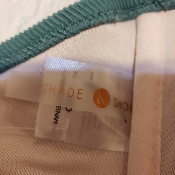 Shade & Shore size 34 D - Picture 4 of 5